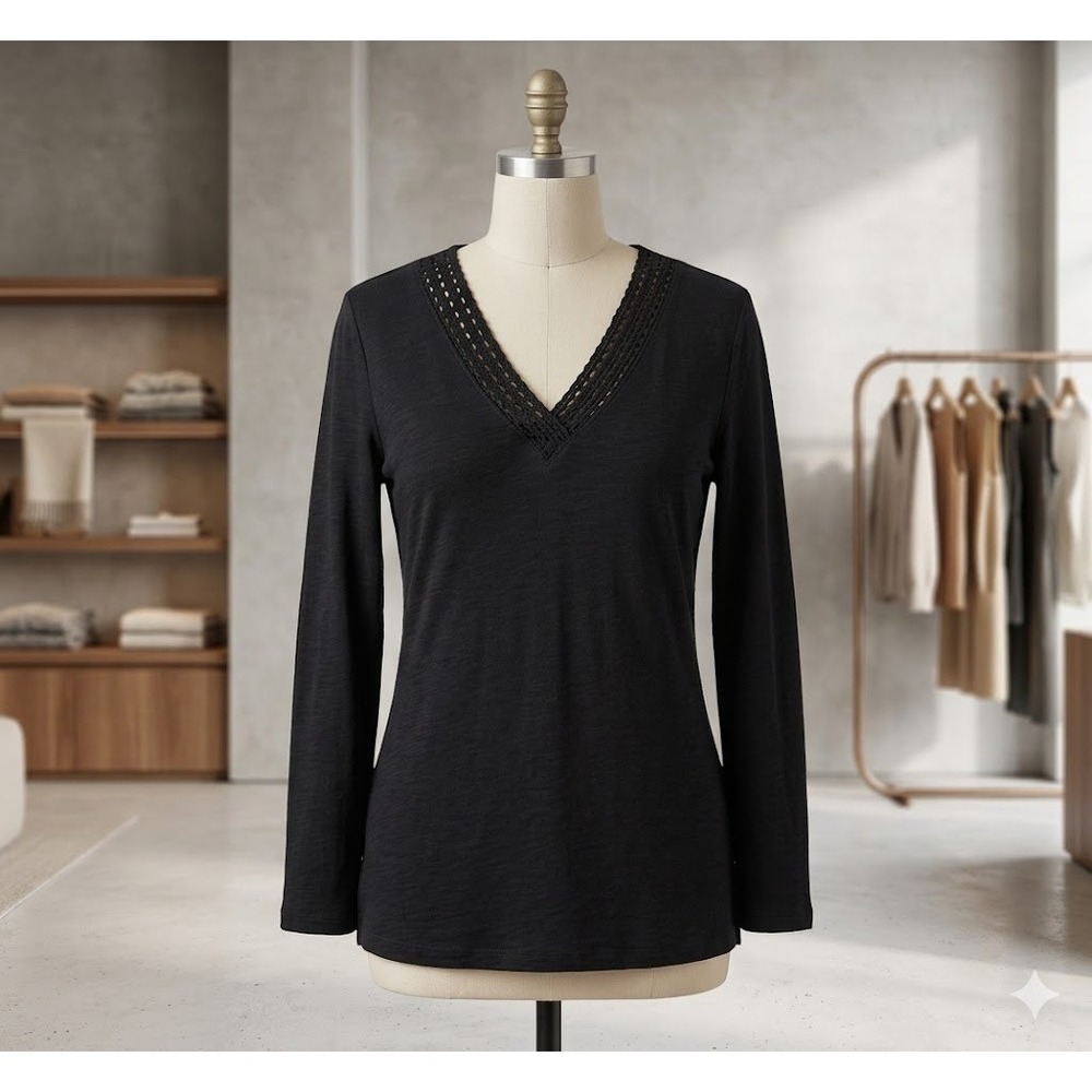 Belle by Kim Gravel Black V-Neck Crochet Detail Long Sleeve Slub Knit Top Small